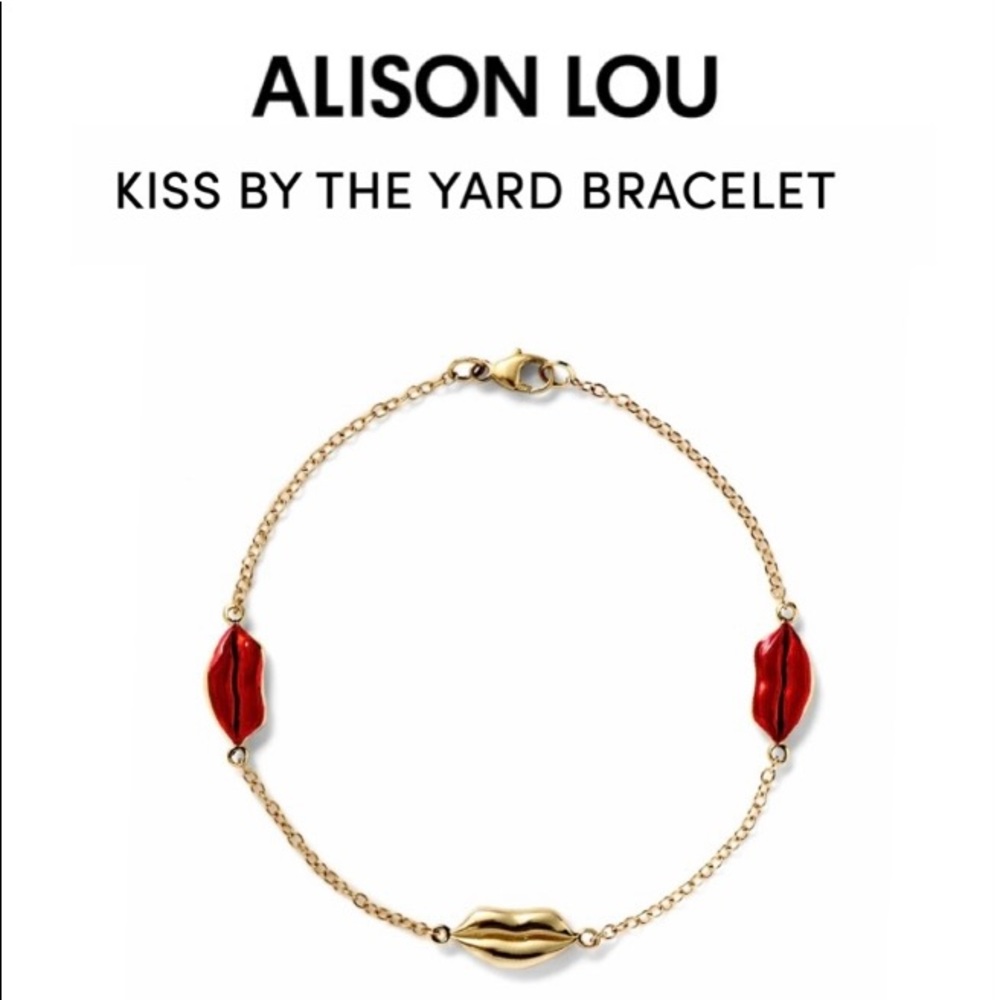 Alison Lou Kiss by the yard Bracelet 👄👄👄👄